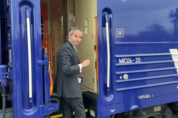 Голова МАГАТЕ Гроссі вирушив до Києва