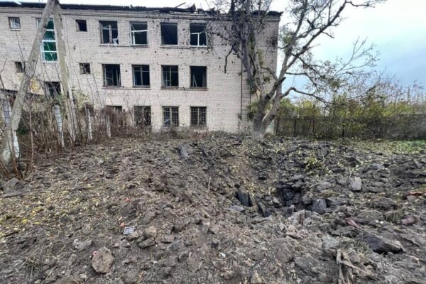 Окупанти вдарили ракетами по території школи на Запоріжжі (ФОТО)