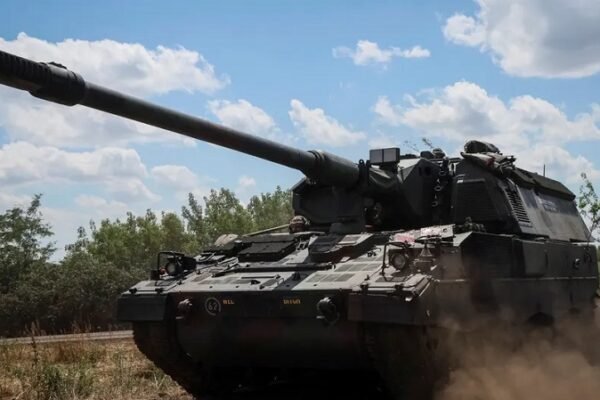 Третина переданих Україні гаубиць Panzerhaubitze 2000 потребують ремонту, – Spiegel