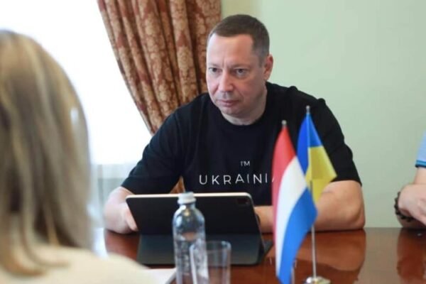 Оголошений у розшук ексголова НБУ Шевченко “знайшовся”: Готовий співпрацювати зі слідством