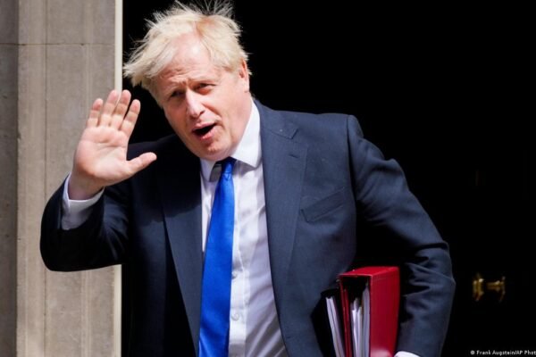 Експрем’єр Британії Джонсон готується презентувати “План Маршалла” для України, – ЗМІ