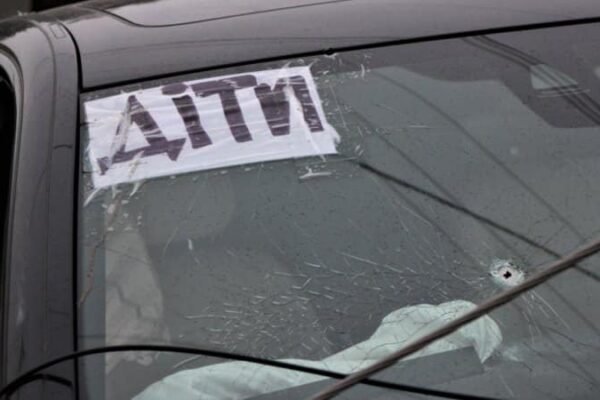 Окупанти обстріляли цивільний автомобіль на Херсонщині: є загиблі