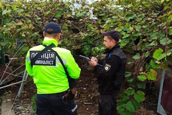 У звільненому селі на Харківщині знайшли два муміфікованих тіла