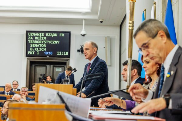Сенат Польщі визнав кремлівський режим терористичним