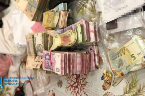 У Дніпрі влаштували схему поборів на похованнях