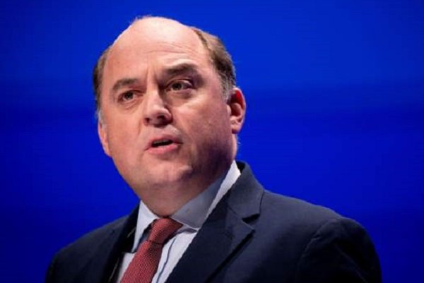 Захід може створити новий ланцюг постачання зброї Україні, – Воллес