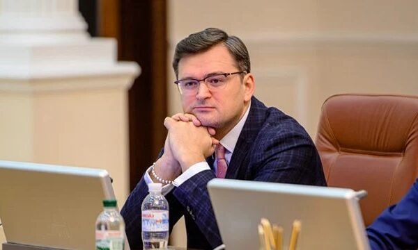 Боєприпаси і санкції для Ірану: Кулеба з бомбосховища звернувся до ЄС
