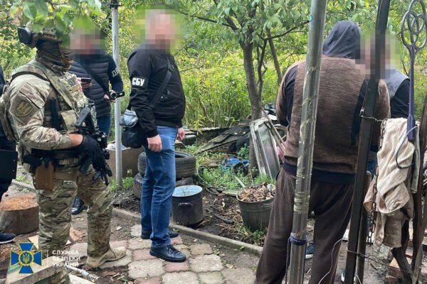 Масштабну торгівлю наркотиками у Дніпрі “кришував” правоохоронець