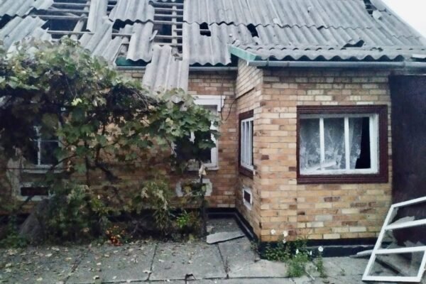 Окупанти вночі обстріляли Дніпропетровщину із дронів і “Градів”: є поранений (ФОТО)