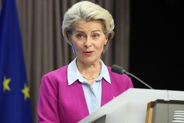 Голова Єврокомісії повідомила, скільки коштів потребує Україна і де їх взяти