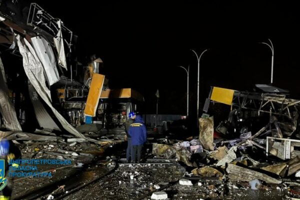 Ракетний обстріл Дніпра: Прокурори розпочали розслідування