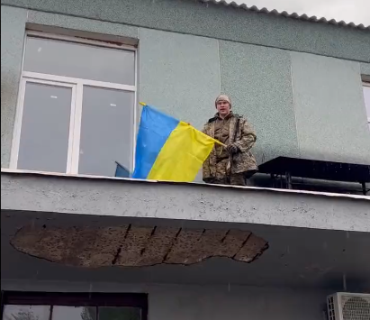 У Золотій Балці на Херсонщині знову майорить український прапор
