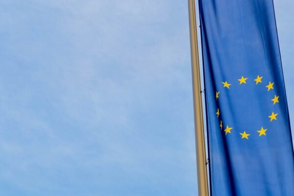 ЄС передасть Україні ще 40 генераторів