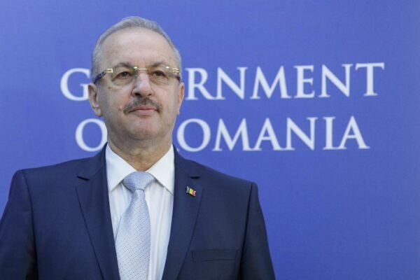Голова Міноборони Румунії подав у відставку після заяви про необхідність здати рф частину України