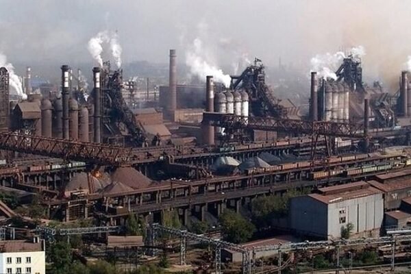 У Маріуполі робочих заводів заманюють на будівництво укріплень на Херсонщині