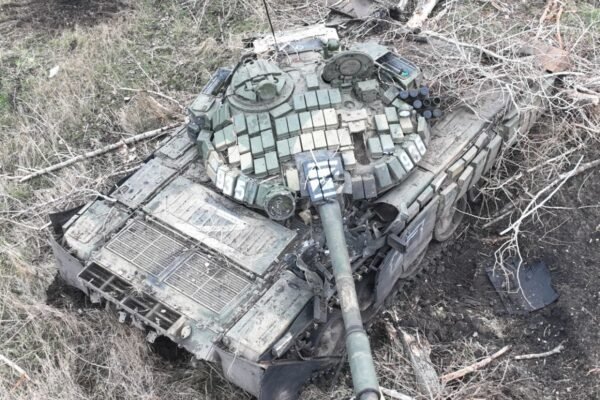 Нацгвардійці знищили колону російської техніки на Донеччині (ФОТО)
