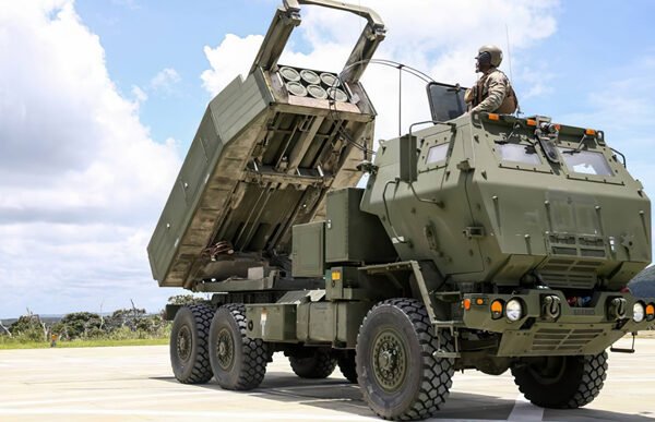 Танки Leopard, HIMARS та артснаряди: що новий пакет допомоги Україні від Німеччини