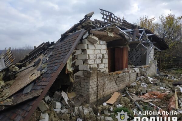 Окупанти за добу обстріляли 9 населених пунктів Донеччини (ФОТО)