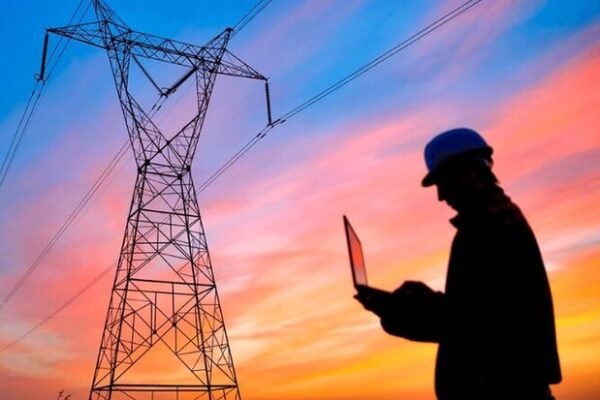 Через аварійні відключення блоків на кількох електростанціях по всій Україні введено аварійні відключення