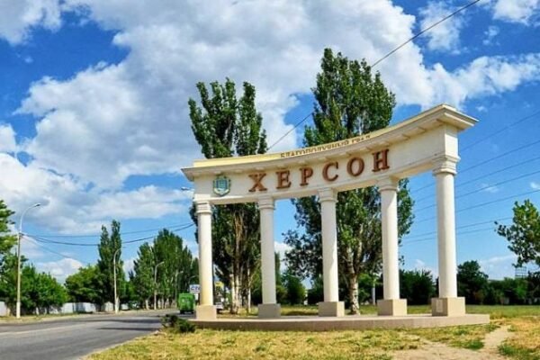 У Херсоні затримали “кадровичку мвд рф”, яка вербувала людей до лав окупантів