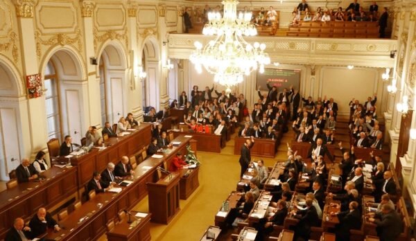Парламент Чехії більшістю голосів визнав російський режим терористичним
