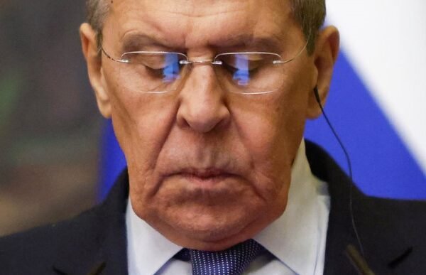 На росії вимагають від Заходу “дисциплінувати” Зеленського