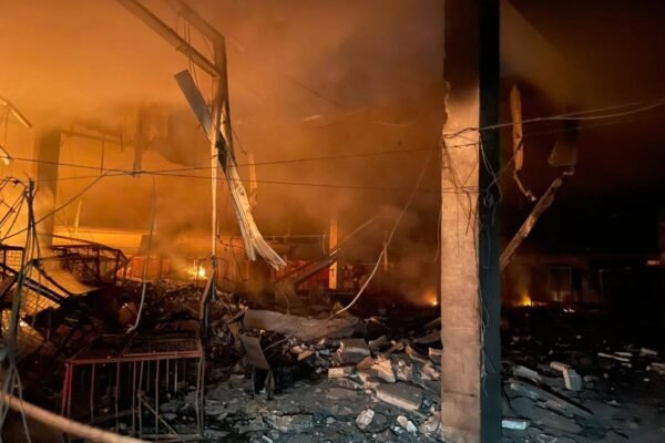 Переломи і політравми: Лікарі розповіли про стан постраждалих від атаки дронів у Дніпрі