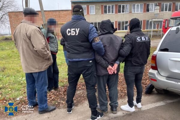 СБУ затримала агента рф, який “наводив” російські ракети на енергетичні об’єкти Вінниччини (ФОТО)