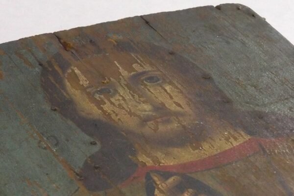 В Енергодарі окупанти вкрали у храмі сім унікальних старовинних ікон (ФОТО)