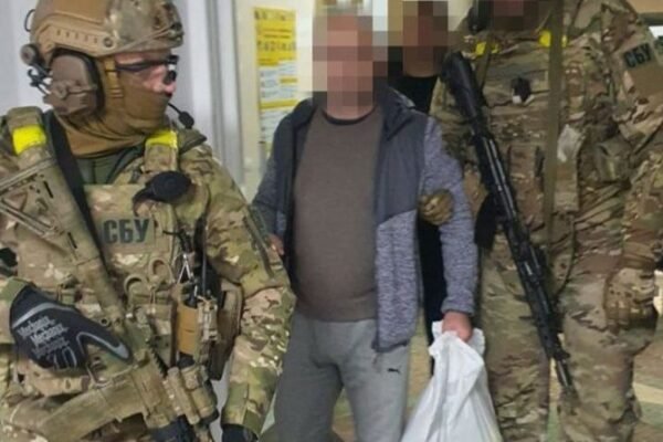Керівника російського банку, який відповідав за введення “рубльової зони”, затримали у Херсоні