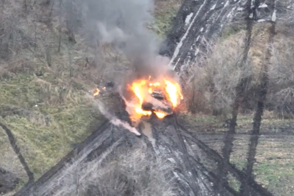 Десантники показали, як протитанковою ракетою знищили російський танк (ВІДЕО)