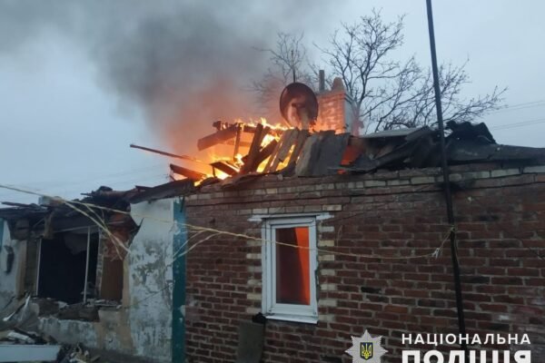 Російські війська вдарили по Донеччині ракетами та артилерією (ФОТО)