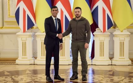 Формула миру і ракети для ППО: Зеленський поговорив з британським прем’єром Сунаком