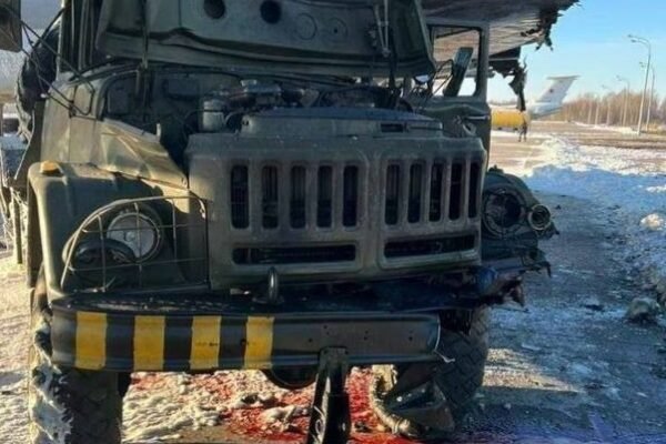 Під час удару дроном по російському аеродрому знищено пілота, який обстрілював українські міста (ФОТО)