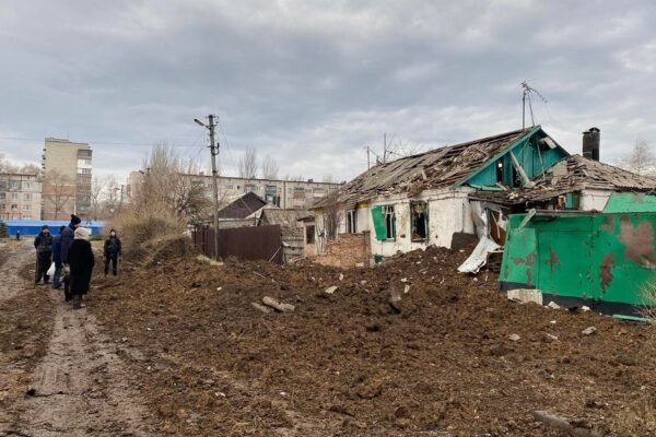 Окупанти вдарили ракетами по Костянтинівці на Донеччині: Пошкоджена школа (ФОТО)