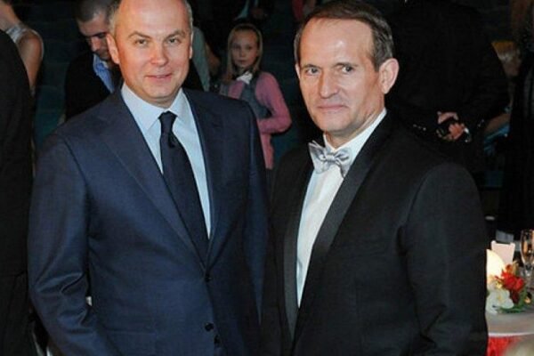 Записався у герої: Нардеп Шуфрич розповів, як готувався захищати Верховну Раду