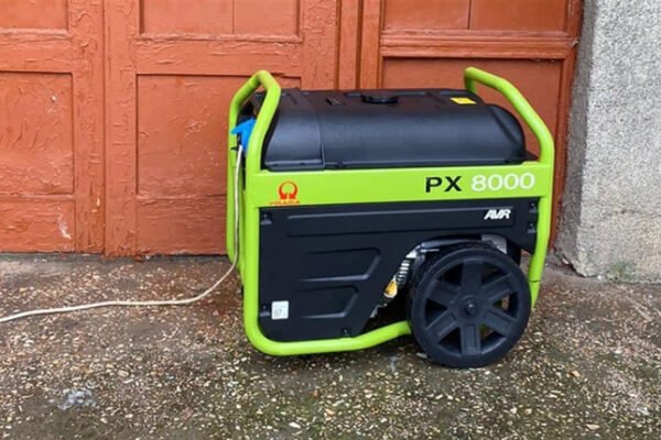 Небезпечні генератори: На Київщині дівчина мало не загинула від чадного газу