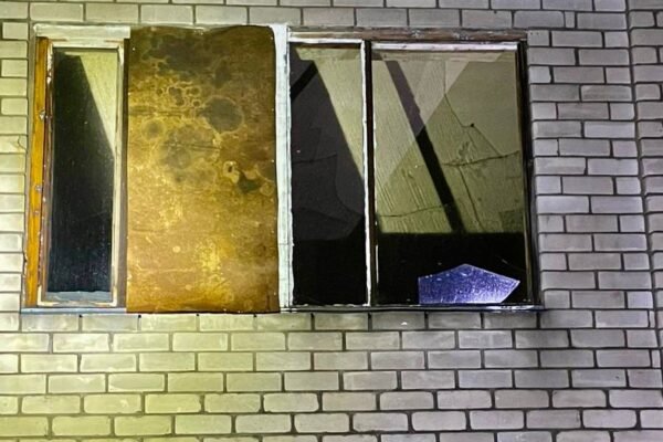 Понад 12 годин тривоги: росіяни всю ніч гатили по Нікопольщині (ФОТО)