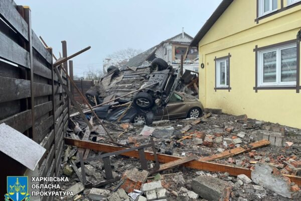 Окупанти “Смерчами” та ракетами С-300 атакували Харківщину (ФОТО)