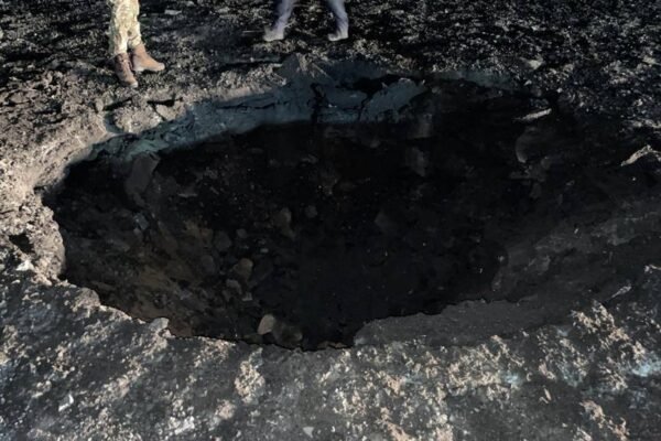 Удар по Краматорську: Ракета поцілила в авто і вбила двох людей (ФОТО)