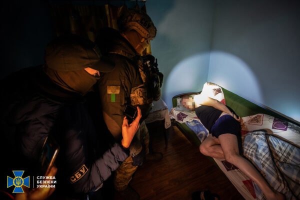 Коригували ракетні удари: СБУ перевіряє затриманих російських агентів на причетність до теракту в Дніпрі (ФОТО, ВІДЕО)