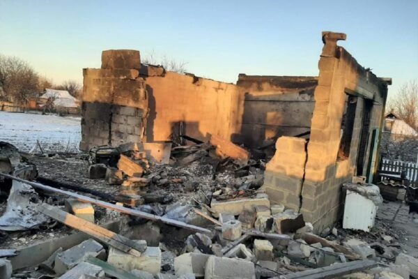 Обстріли Донеччини не вщухають: Фото наслідків