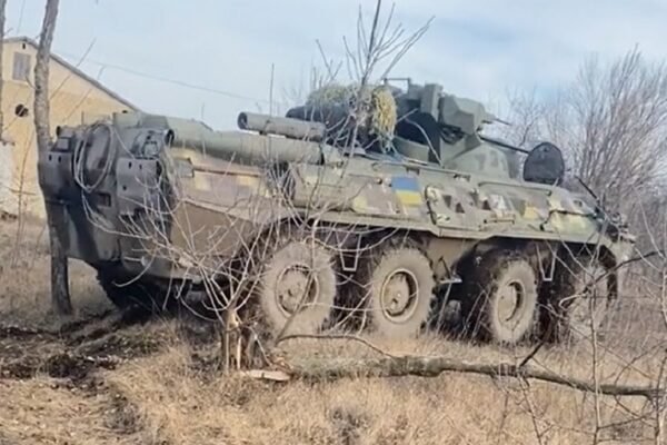 Як трофейний модернізований БТР окупантів почав працювати на ЗСУ (ВІДЕО)