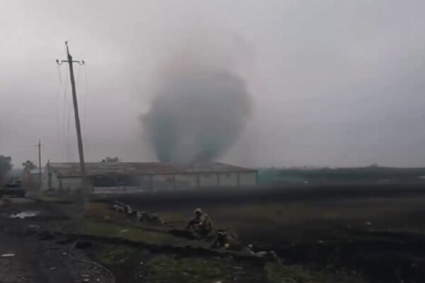 Як спецпідрозділ “KRAKEN” на Донбасі штурмує позиції окупантів (ВІДЕО)