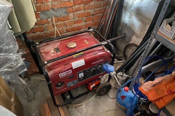 На Київщині троє людей померли, отруївшись чадним газом від генератора