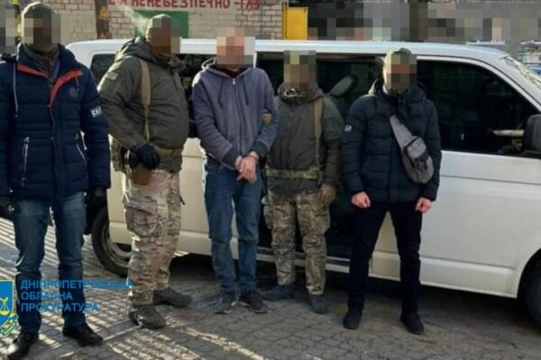 У Дніпрі затримали російського агента – передавав ворогу координати блокпостів та РЛС тероборони області (ФОТО)