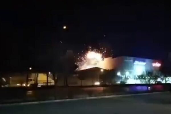 Вибухи в Ірані: Повідомляється про атаку безпілотників на військові об’єкти країни (ВІДЕО)