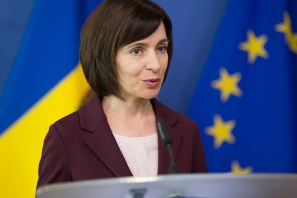 “В пріоритеті – Україна, але ми теж на щось розраховуємо”: Санду просить ППО в союзників