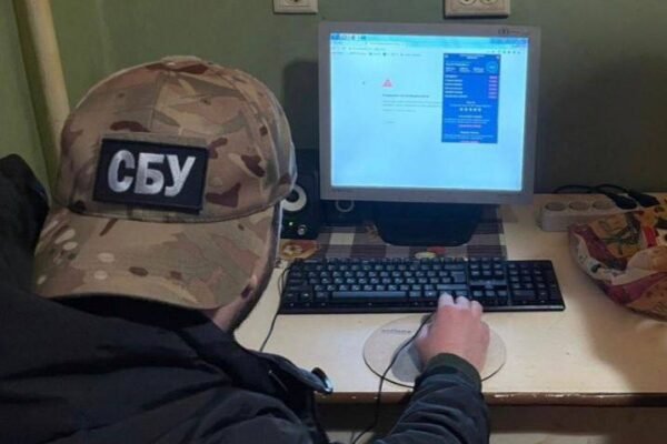 Пропагувала окупацію України: на Прикарпатті арештували прихильницю “русского мира” (ФОТО)