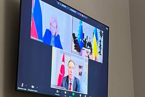 Український омбудсмен Лубінець провів черговий раунд переговорів з представницею Росії